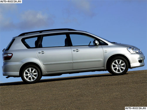 Фото 3 Toyota Avensis Verso 2.0 AT