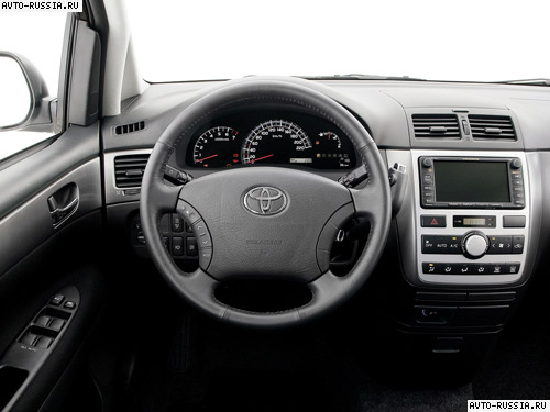 Фото 5 Toyota Avensis Verso 2.0 D MT