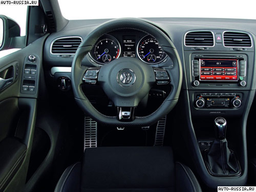 Фото 5 Volkswagen Golf R VI 3-door 2.0 TSI 4Motion DSG