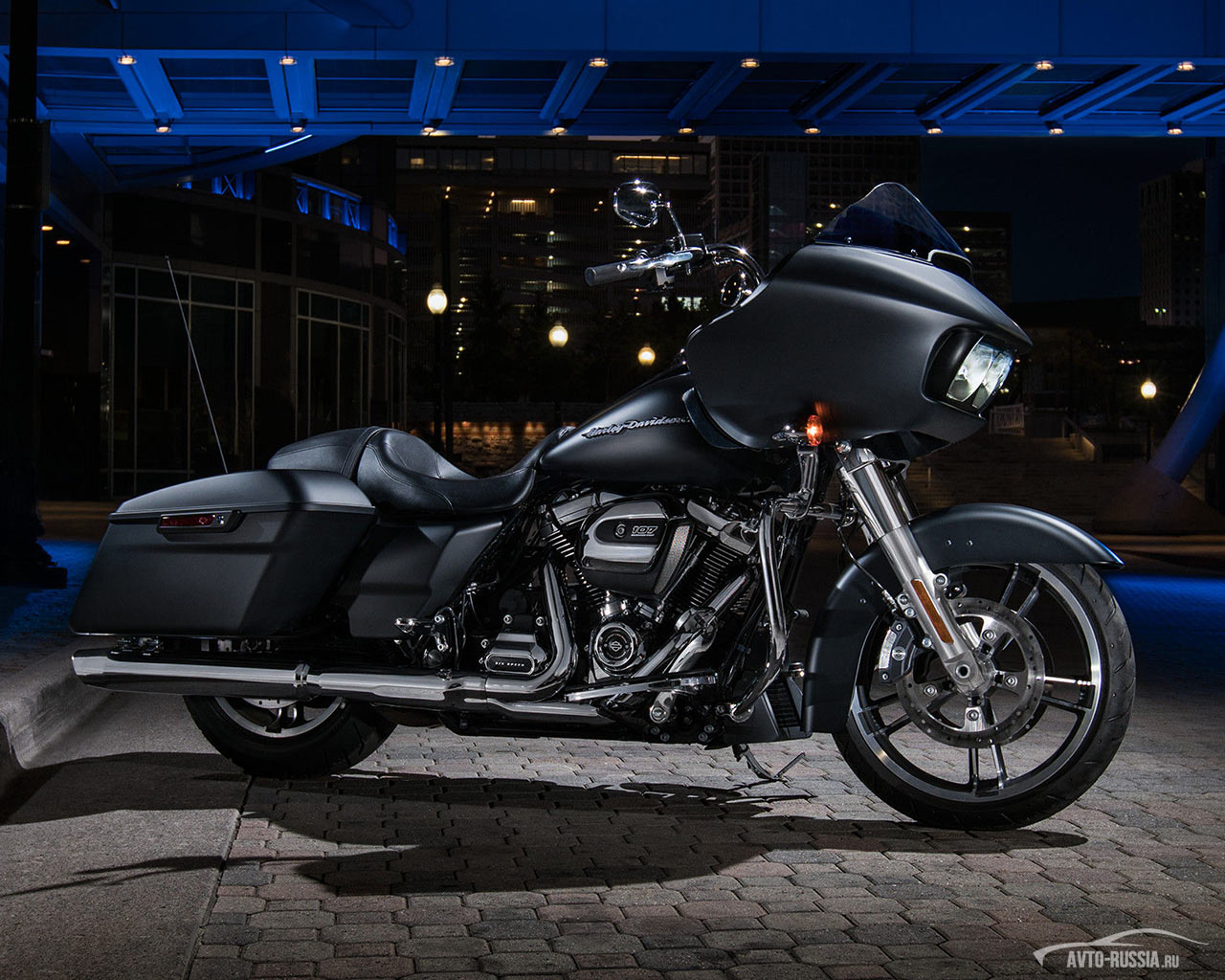 Обои Harley-Davidson Road Glide 1280x1024