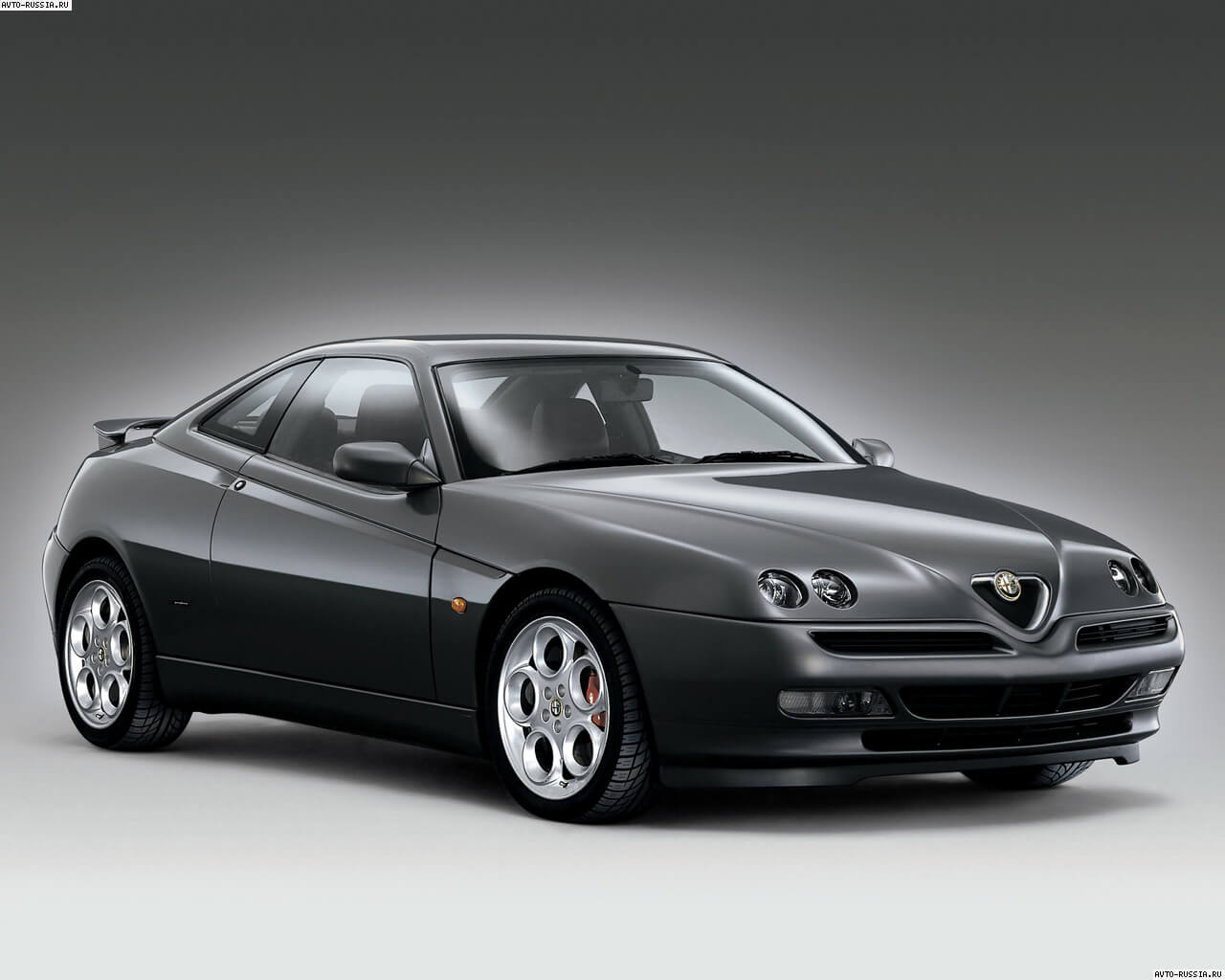 Обои Alfa Romeo GTV 1280x1024