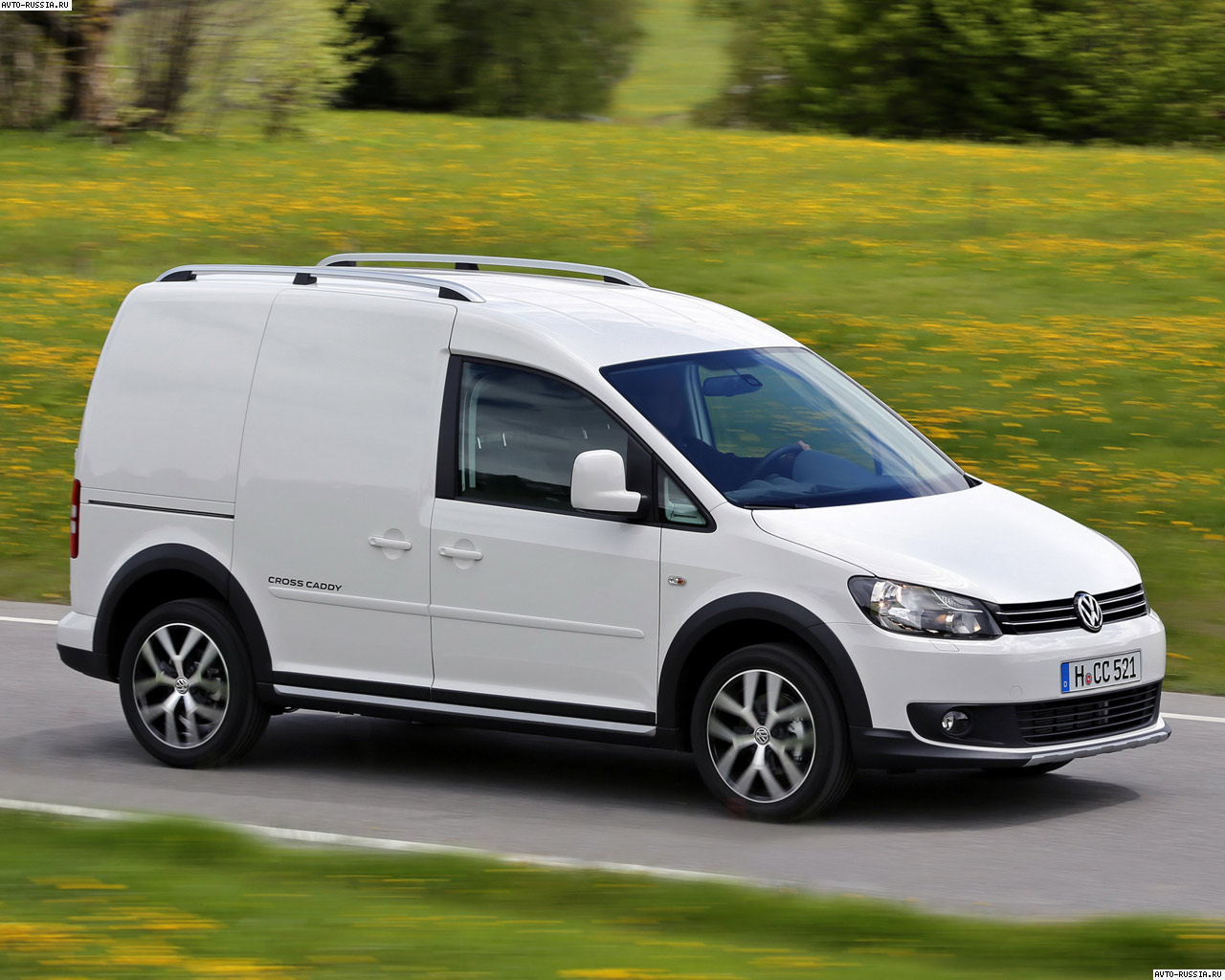 Volkswagen Cross Caddy - характеристики и цена фотографии и обзор