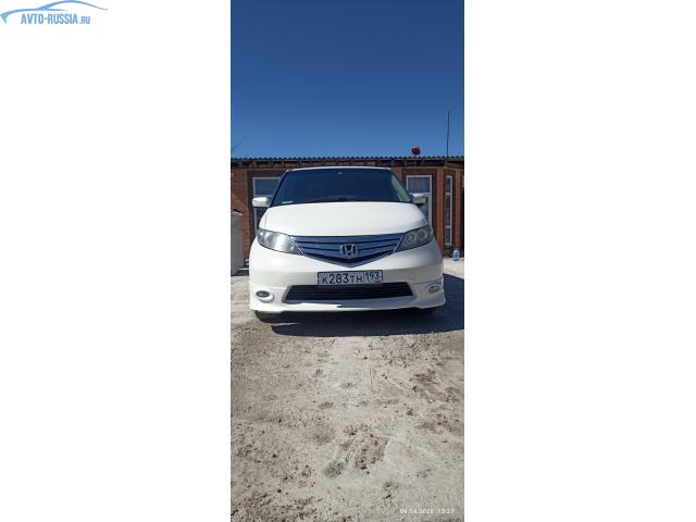Фото №2 Honda Elysion - 1 600 000 руб.