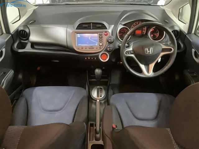 Фото №3 Honda Fit - 948 000 руб.