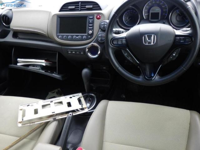 Фото №3 Honda Fit - 923 000 руб.