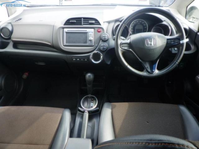 Фото №3 Honda Fit - 1 069 000 руб.