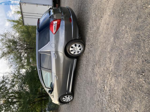 Фото №3 Honda Fit - 1 150 000 руб.