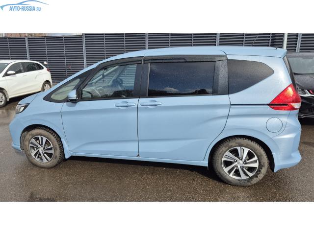 Фото №3 Honda Freed - 1 950 000 руб.
