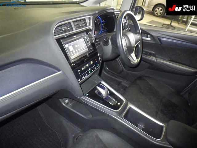 Фото №3 Honda Shuttle - 1 076 000 руб.