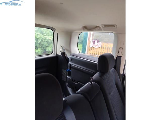 Фото №4 Nissan Serena - 1 320 000 руб.