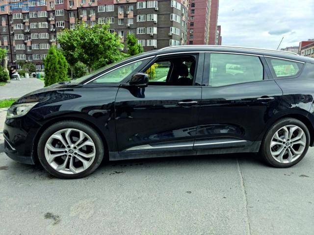 Фото №2 Renault Grand Scenic - 1 550 000 руб.