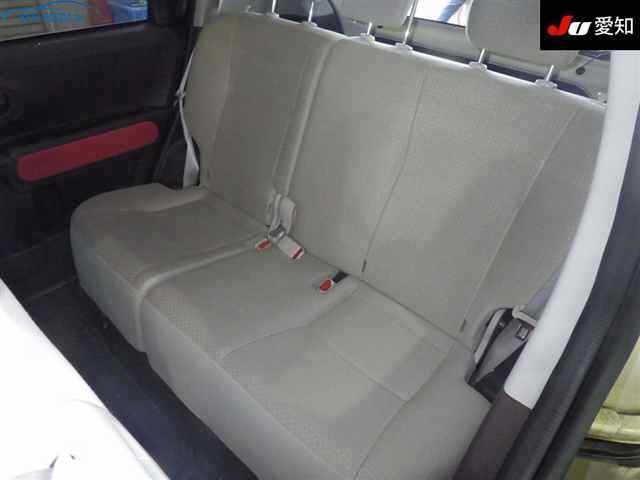 Фото №4 Toyota Porte - 1 042 000 руб.