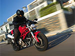 Обои Ducati Monster 696 1024x768