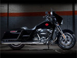 Обои Harley-Davidson Electra Glide 1024x768