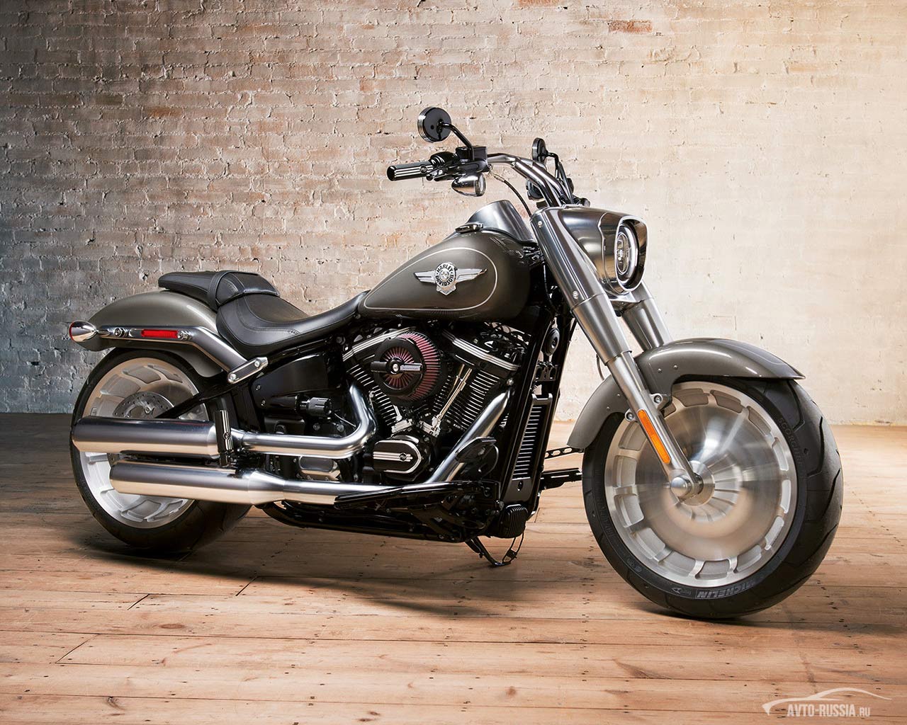 Обои Harley-Davidson Fat Boy 1280x1024