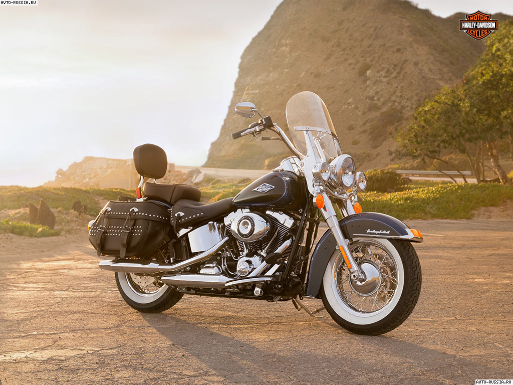 Обои Harley-Davidson Heritage Softail Classic 1024x768