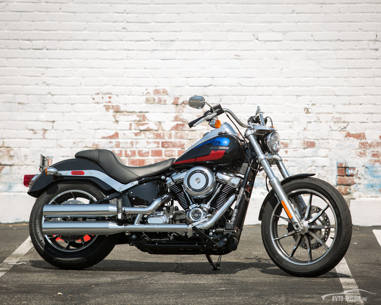 Обои Harley-Davidson Low Rider 1280x1024