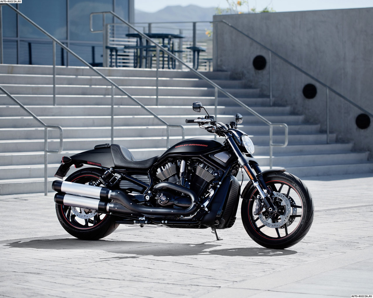 Обои Harley-Davidson Night Rod Special 1280x1024