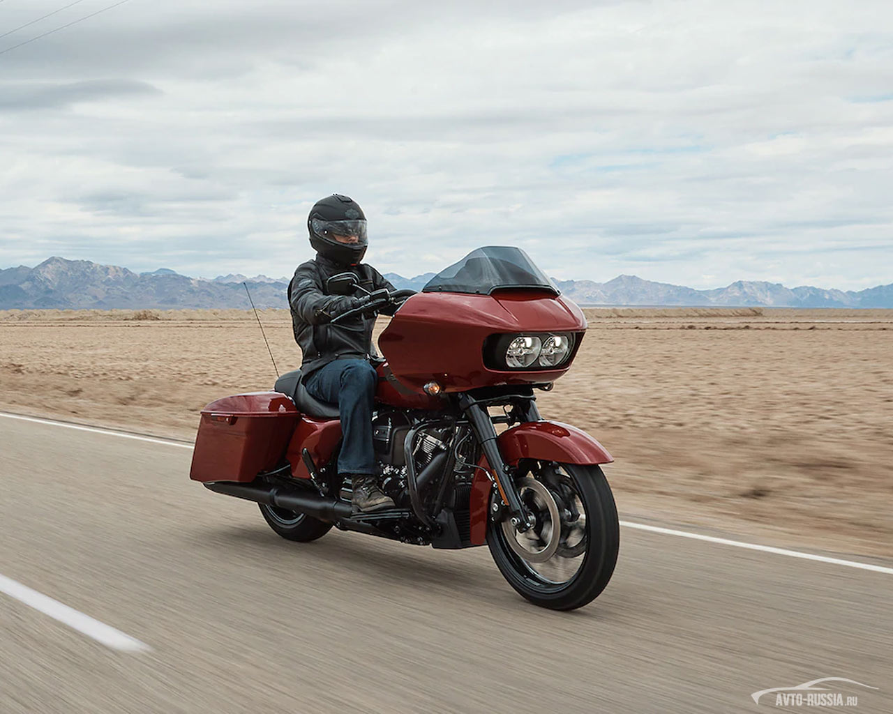 Обои Harley-Davidson Road Glide Special 1280x1024