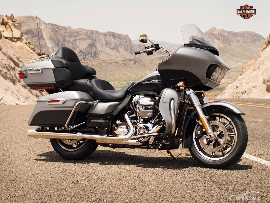 Обои Harley-Davidson Road Glide Ultra 1024x768