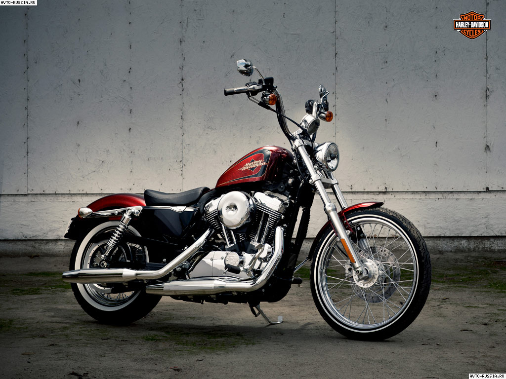 Обои Harley-Davidson Seventy-Two 1024x768