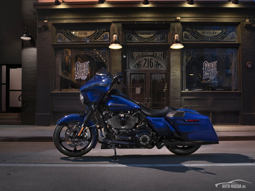 Обои Harley-Davidson Street Glide Special 1024x768