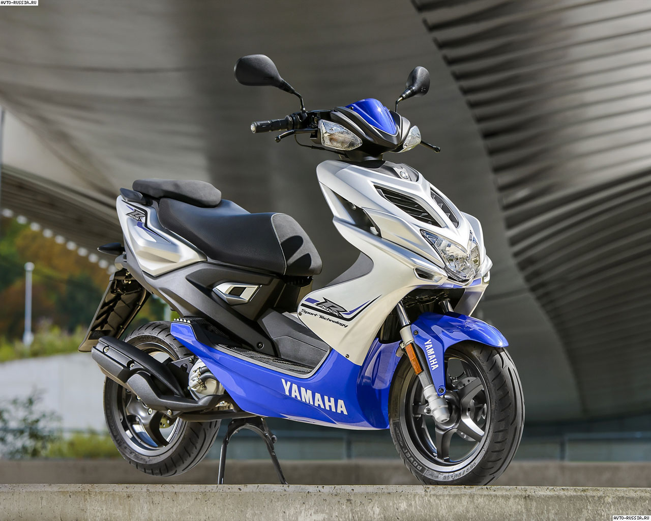 Обои Yamaha Aerox 1280x1024